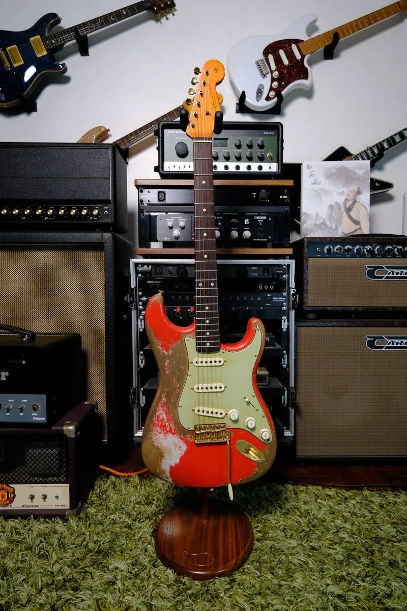 Fender 1961 Strat Masterbuild Levi Perry